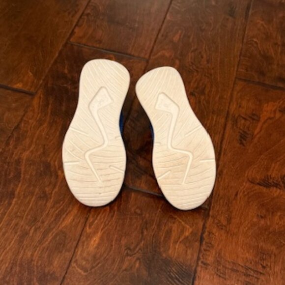 Under Armour Slip-on Sneakers size 2 youth - Picture 5 of 6